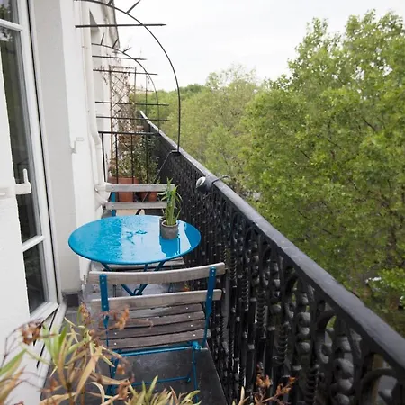 Quiet&design Apt In Les Buttes Chaumont Apartamento